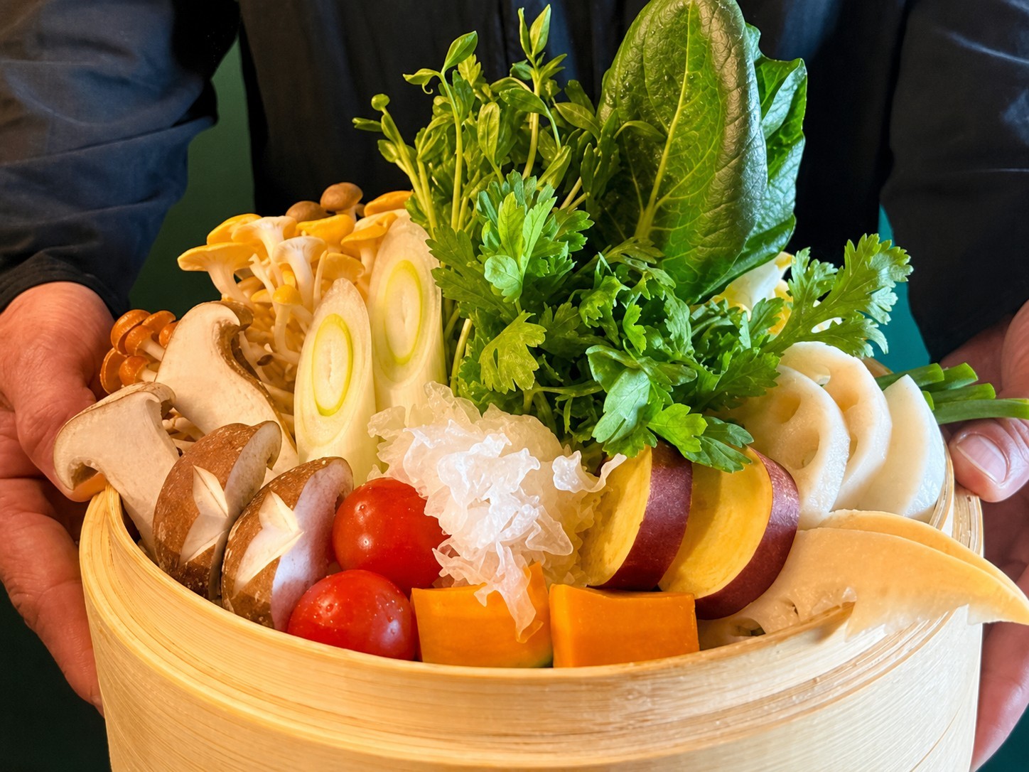 火鍋の彩り野菜盛り合わせ